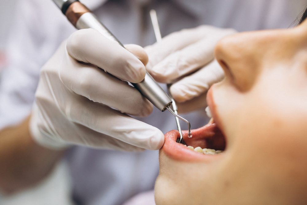 Dra. Andreía Bistene é dentista em Campo Grande e está no combate a Prevenção do Coronavírus.